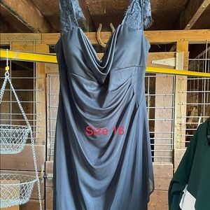 Black cocktail dress size 16, never worn.